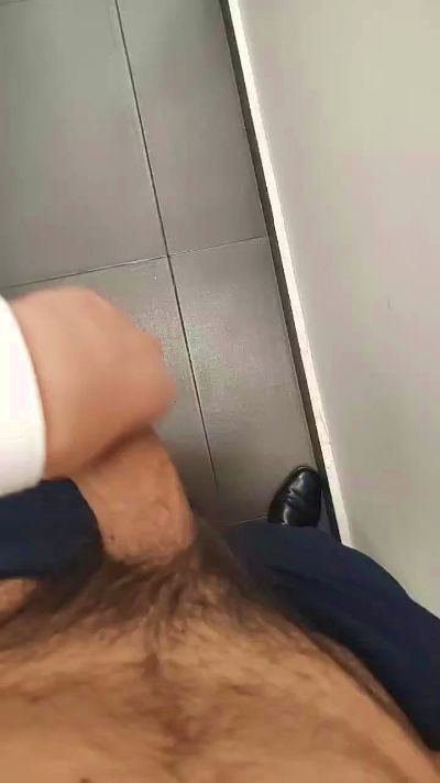 Leo24vrcm live cam on Cam4
