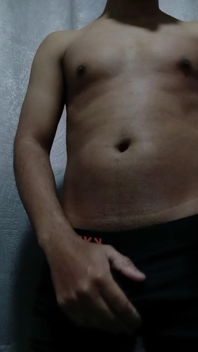 Leo5811 live cam on Cam4