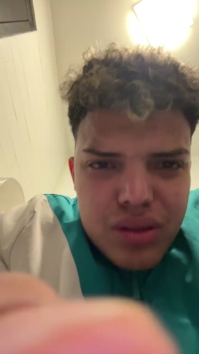 Leo992g cámara web hombre en vivo desde Estados Unidos