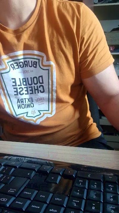 LeoSorocaba34 live cam on Cam4