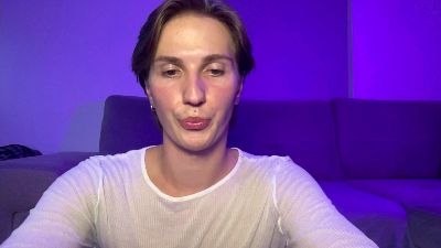 LeoWild01 live cam on Cam4