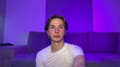 LeoWild01 live cam on Cam4