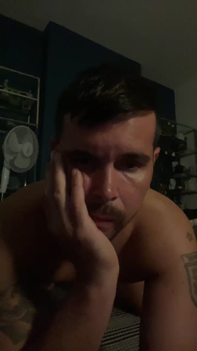Leo_Iron live cam on Cam4
