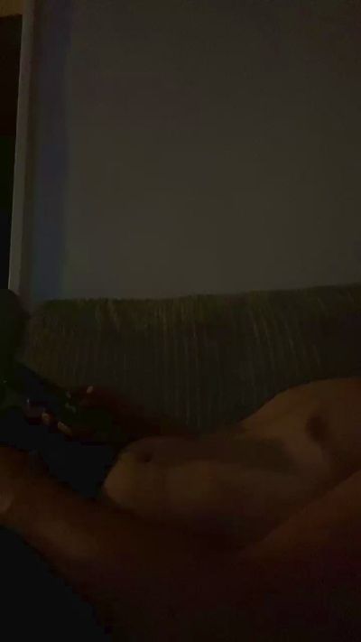 Leo_Iron live cam on Cam4