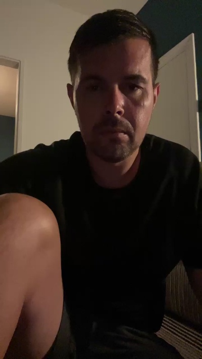 Leo_Iron live cam on Cam4