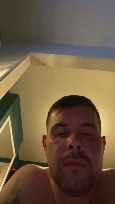 Leo_Iron live cam on Cam4