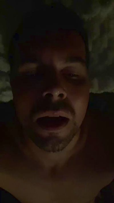 Leo_Iron live cam on Cam4