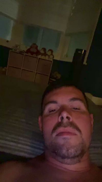 Leo_Iron live cam on Cam4