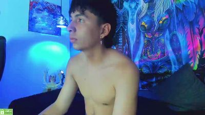 Leo_Royce live cam on Cam4
