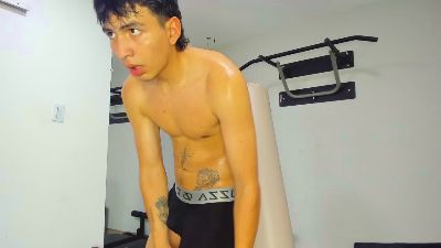 Leo_Royce live cam on Cam4