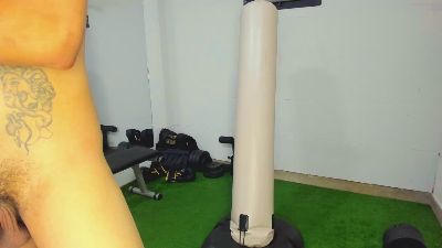 Leo_Royce live cam on Cam4