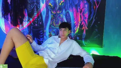 Leo_Royce live cam on Cam4