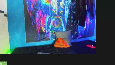 Leo_Royce live cam on Cam4
