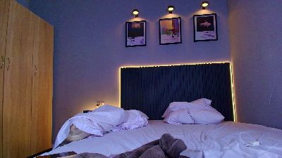 Leo_Savage live cam on Cam4