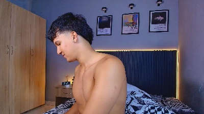 Leo_Savage live cam on Cam4