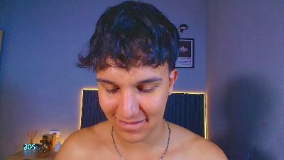 Leo_Savage live cam on Cam4
