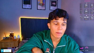 Leo_Savage live cam on Cam4