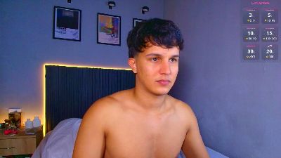 Leo_Savage live cam on Cam4