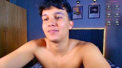 Leo_Savage live cam on Cam4
