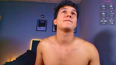 Leo_Savage live cam on Cam4