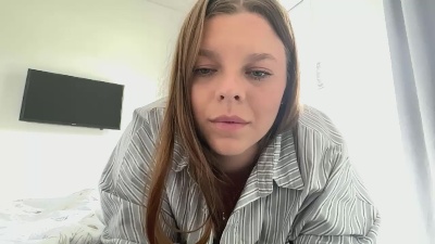 LeomaLautieri live cam on Cam4