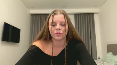 LeomaLautieri live cam on Cam4