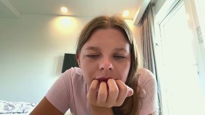 LeomaLautieri live cam on Cam4