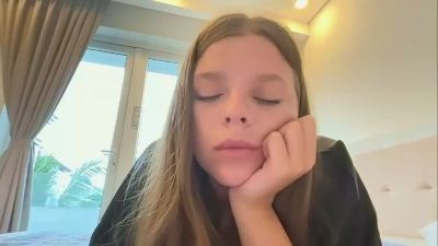 LeomaLautieri live cam on Cam4