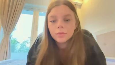 LeomaLautieri live cam on Cam4