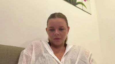 LeomaLautieri live cam on Cam4