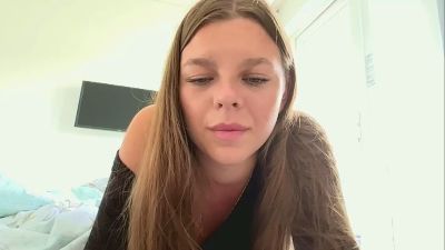 LeomaLautieri live cam on Cam4
