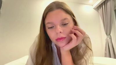 LeomaLautieri live cam on Cam4