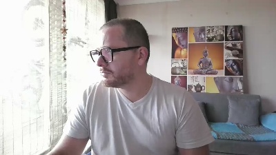 LeonInde live cam on Cam4