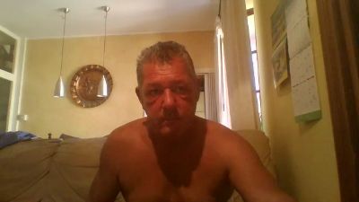 Leonardo1971to live cam on Cam4