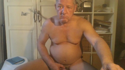 Leonardo1971to live cam on Cam4