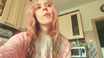 LeonidaMunguia live cam on Cam4