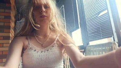 LeonidaMunguia live cam on Cam4