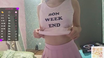 LeonidaMunguia live cam on Cam4