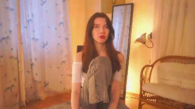 LeonidaYilma live cam on Cam4