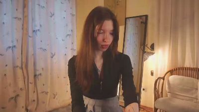 LeonidaYilma live cam on Cam4