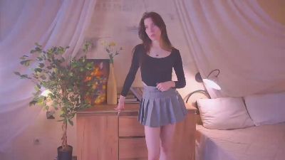 LeonidaYilma live cam on Cam4