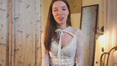 LeonidaYilma live cam on Cam4