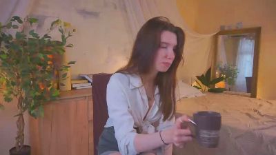 LeonidaYilma live cam on Cam4