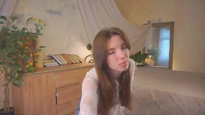LeonidaYilma live cam on Cam4
