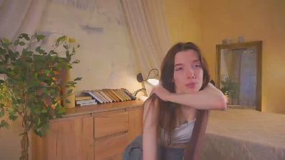 LeonidaYilma live cam on Cam4