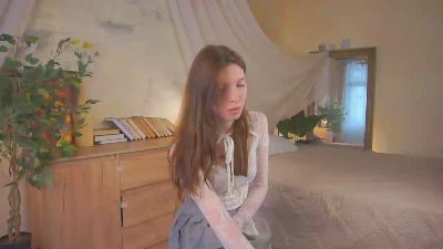 LeonidaYilma live cam on Cam4