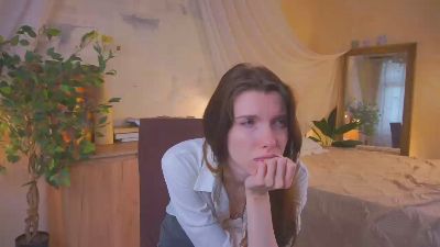 LeonidaYilma live cam on Cam4