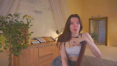 LeonidaYilma live cam on Cam4