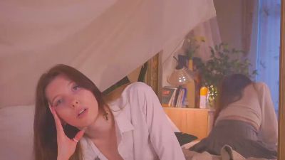 LeonidaYilma live cam on Cam4