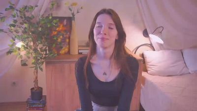 LeonidaYilma live cam on Cam4